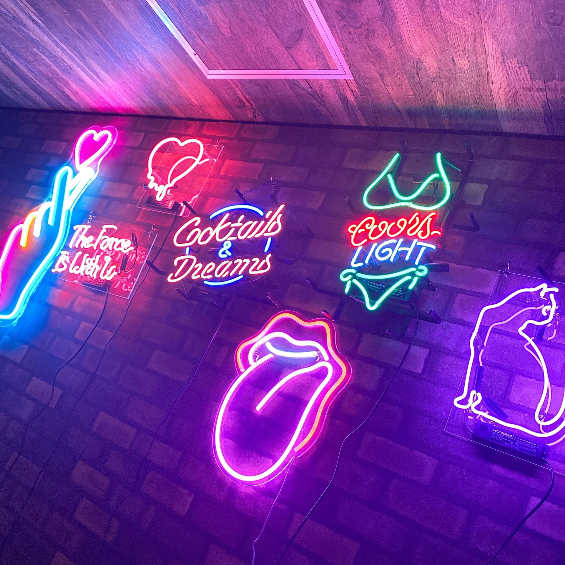 夜はまるで--のようにの店舗画像 3