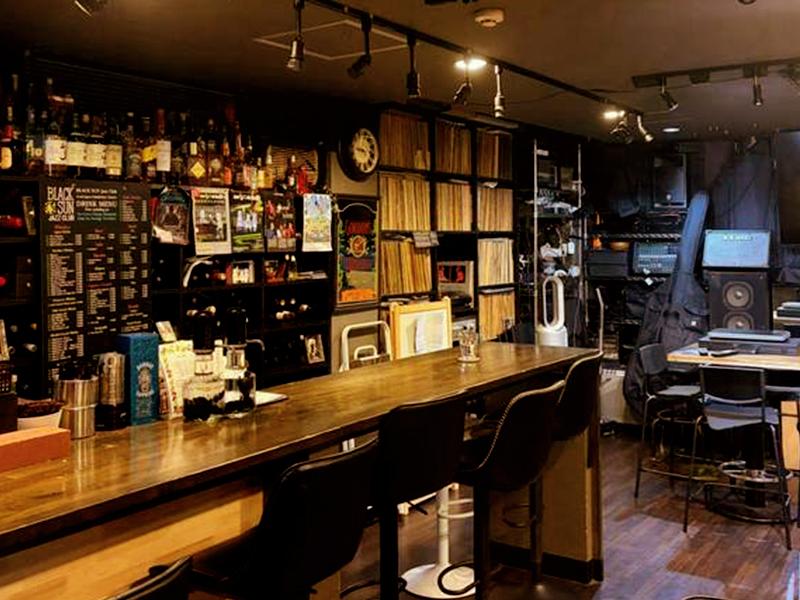 BLACK SUN Cafeの店舗画像 2